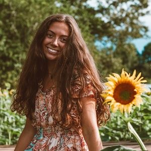 Meet your Posher, Haley